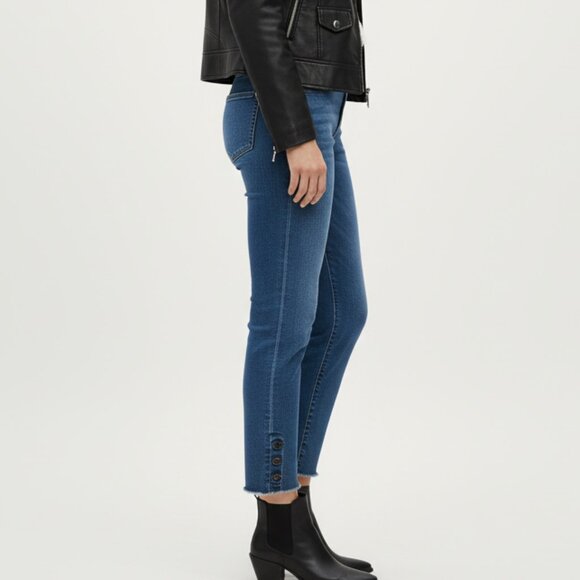 Croft Barrow Ankle Jeans Size 16 Blue Raw Hemline Embellished Beaded Preppy - Picture 1 of 6